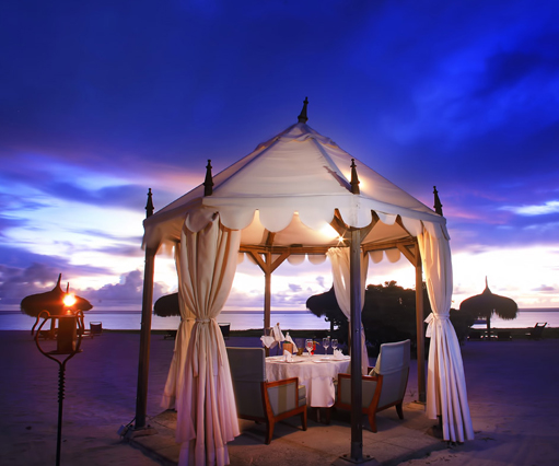 Mauritius Evening activities, Sunset Cruises and Romantic Evening Packages