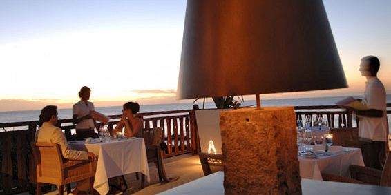 Romantic dinner mauritius hotel