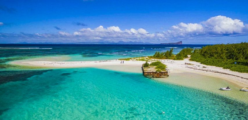 10 Best Catamaran Cruises in Mauritius